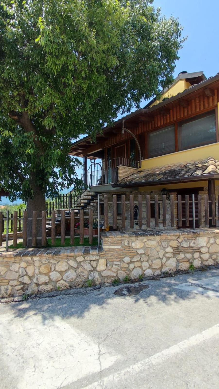 Il Bagolaro Casa Vacanze Sulmona Eksteriør bilde